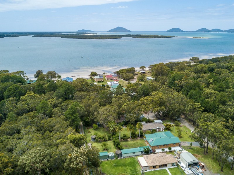 25 Nardoo Street, Pindimar NSW 2324