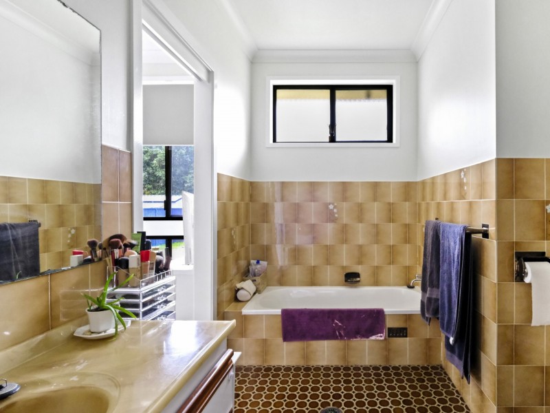 12 Albatross Avenue, Hawks Nest NSW 2324