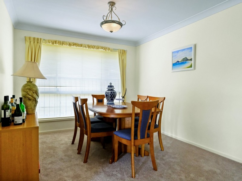 14 Billabong Avenue, Tea Gardens NSW 2324