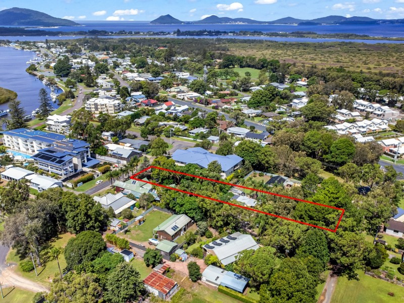 11 Jacob Street, Tea Gardens NSW 2324