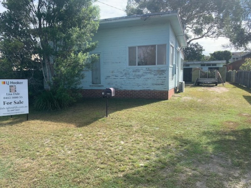 19 Binda Street, Hawks Nest NSW 2324