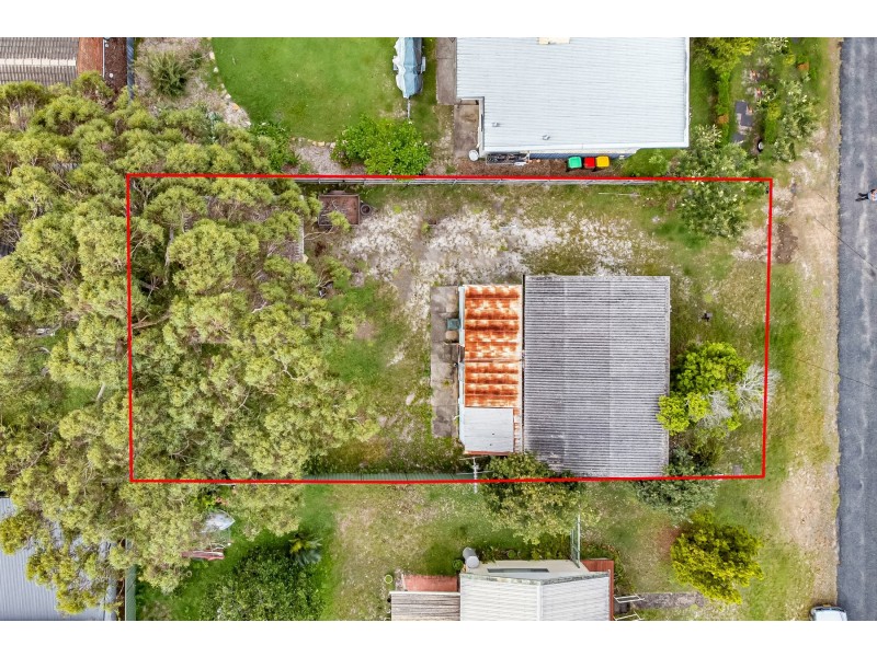 19 Binda Street, Hawks Nest NSW 2324