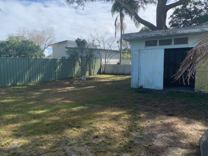 19 Binda Street, Hawks Nest NSW 2324