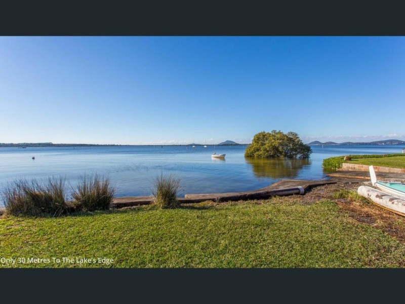 293 Warri Street, Pindimar NSW 2324