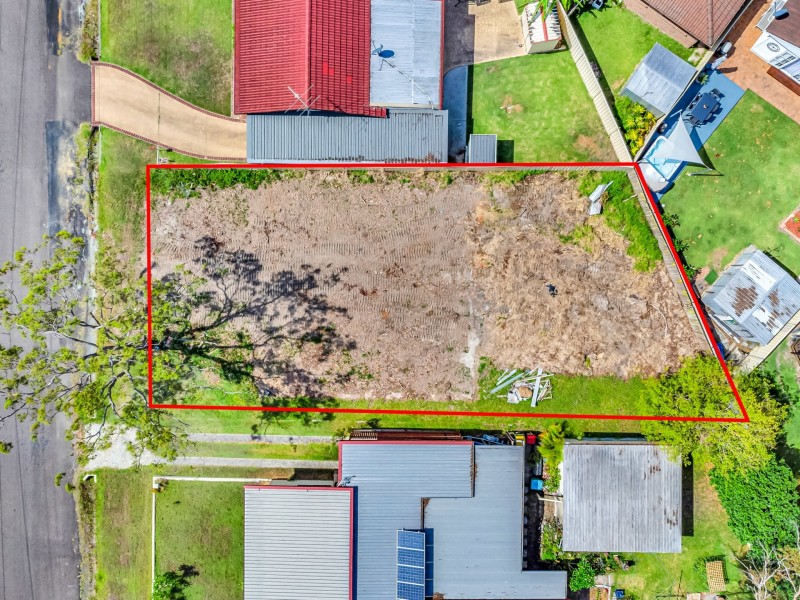 11 Naroo Avenue, Summerland Point NSW 2259
