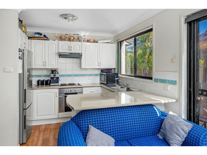 3/4 Booner Street, Hawks Nest NSW 2324