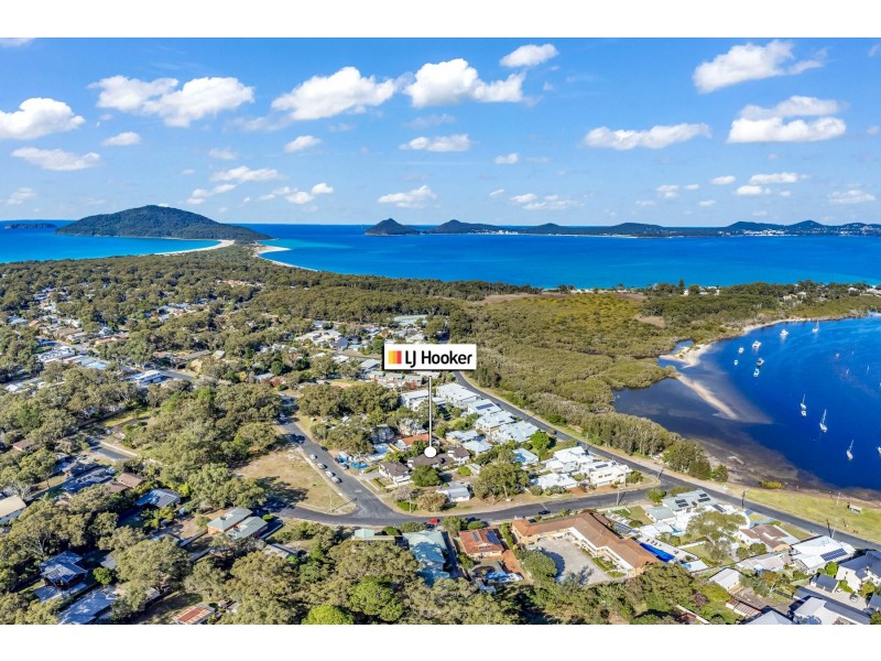 3/4 Booner Street, Hawks Nest NSW 2324