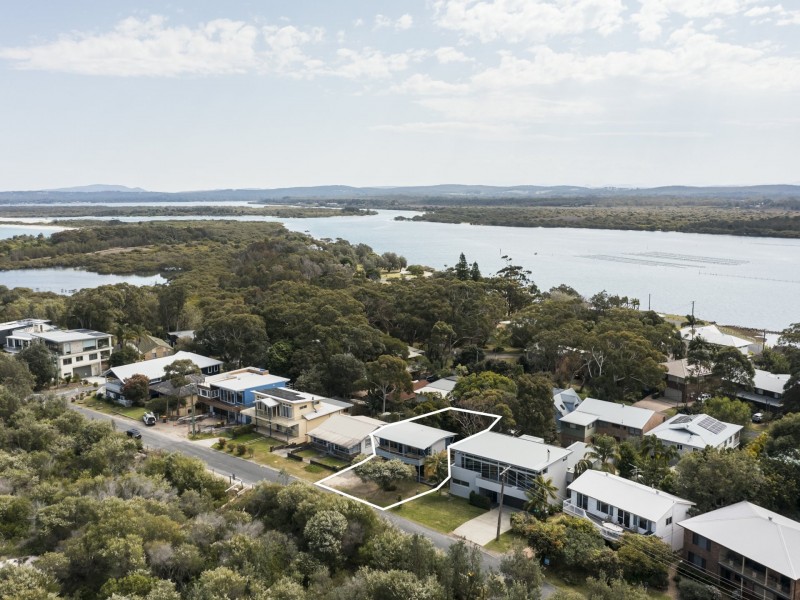 21 The Boulevarde, Hawks Nest NSW 2324