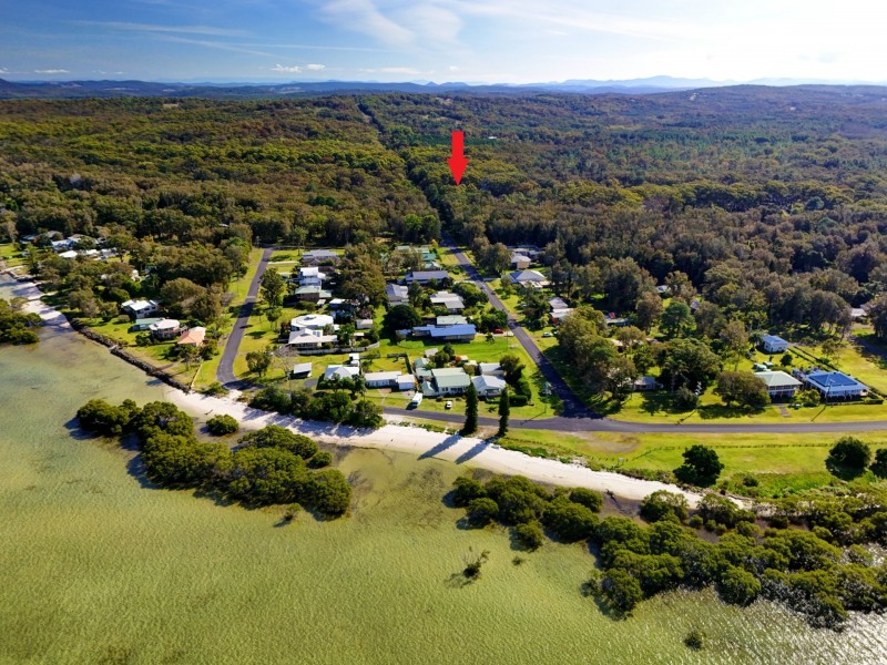 243 Clarke Street, Pindimar NSW 2324