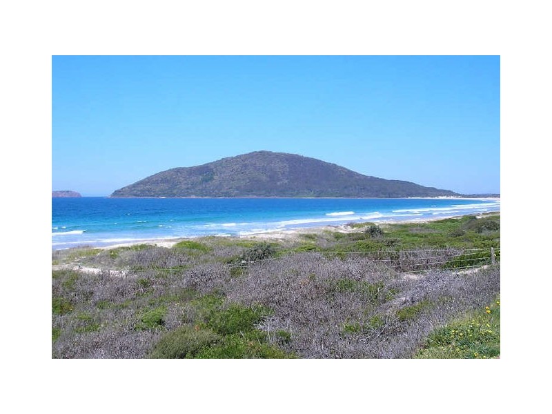 12 MORANG STREET, Hawks Nest NSW 2324