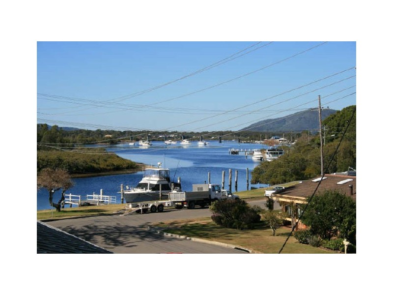 26 Iluka Street, Tea Gardens NSW 2324