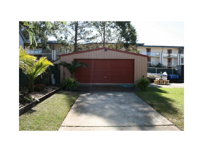 26 Iluka Street, Tea Gardens NSW 2324