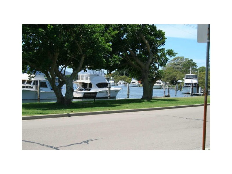 110/19-23 Marine Drive, Tea Gardens NSW 2324