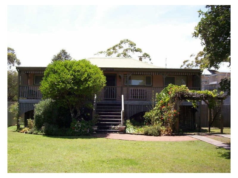 50 Moira Parade, Hawks Nest NSW 2324