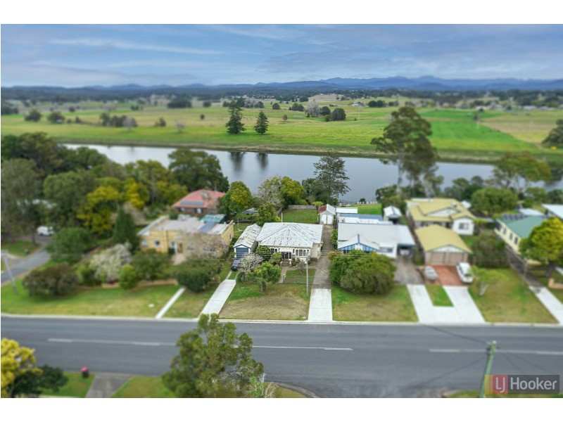 70 River Street, West Kempsey NSW 2440