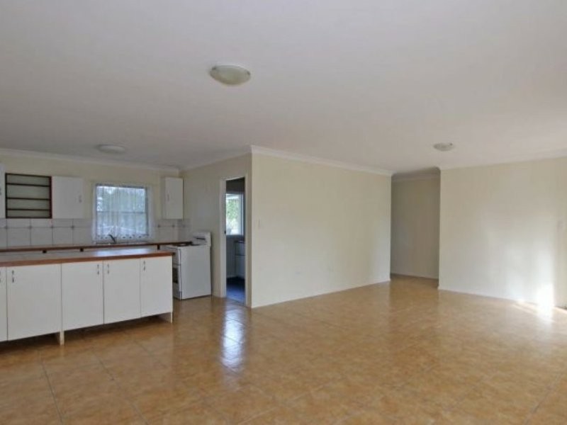 9 Robert Eggins Street, South Kempsey NSW 2440