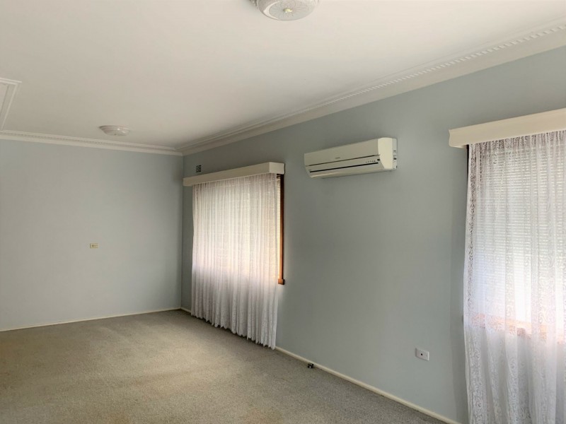 12 Elrington Avenue, West Kempsey NSW 2440