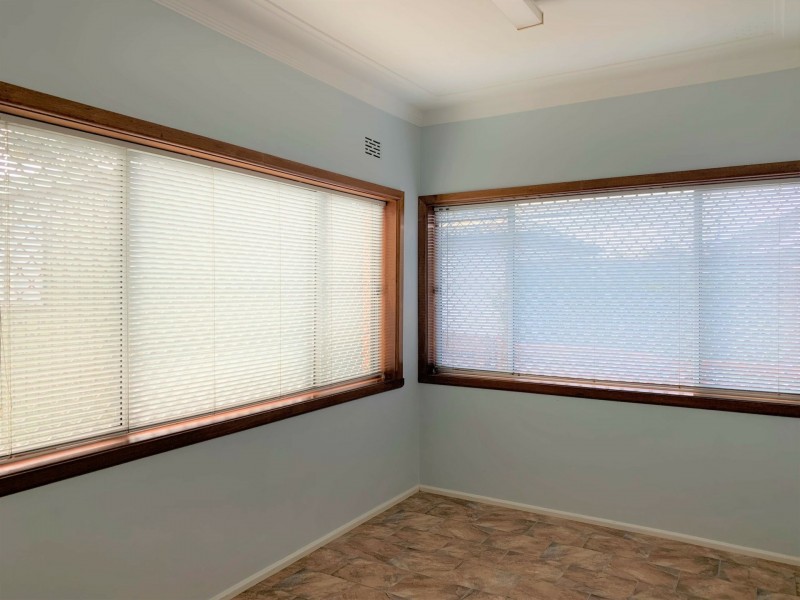 12 Elrington Avenue, West Kempsey NSW 2440