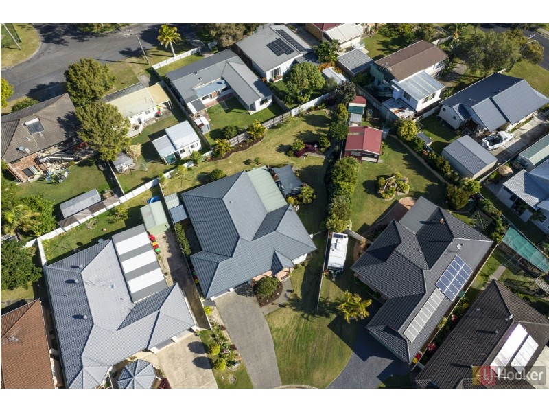 25 Athol Elliott Pl, South West Rocks NSW 2431