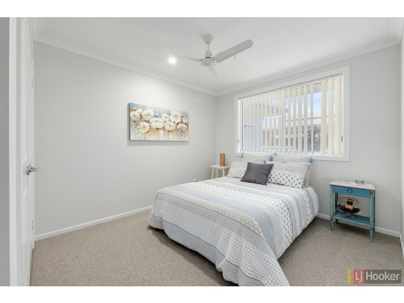 25 Athol Elliott Pl, South West Rocks NSW 2431