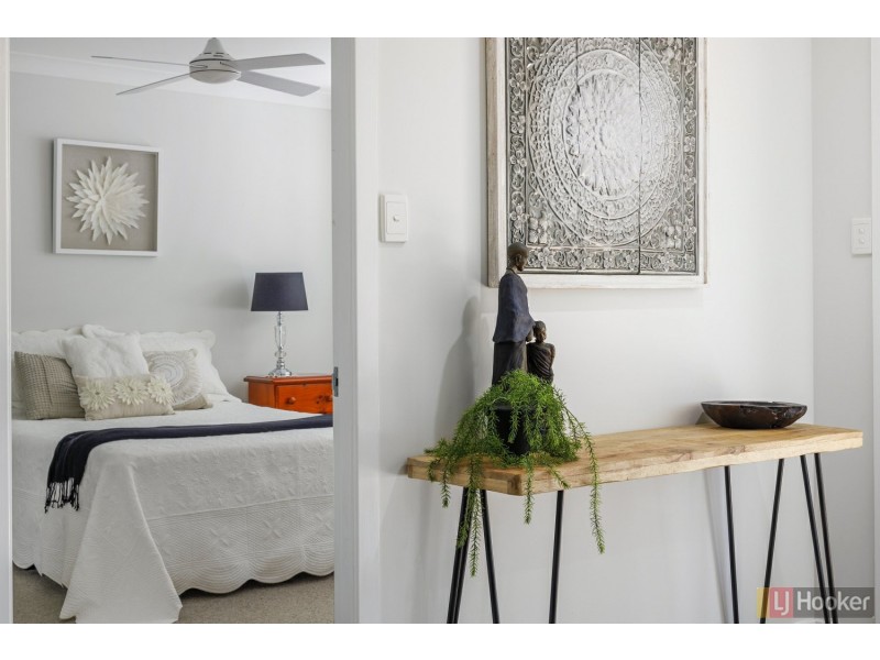 25 Athol Elliott Pl, South West Rocks NSW 2431