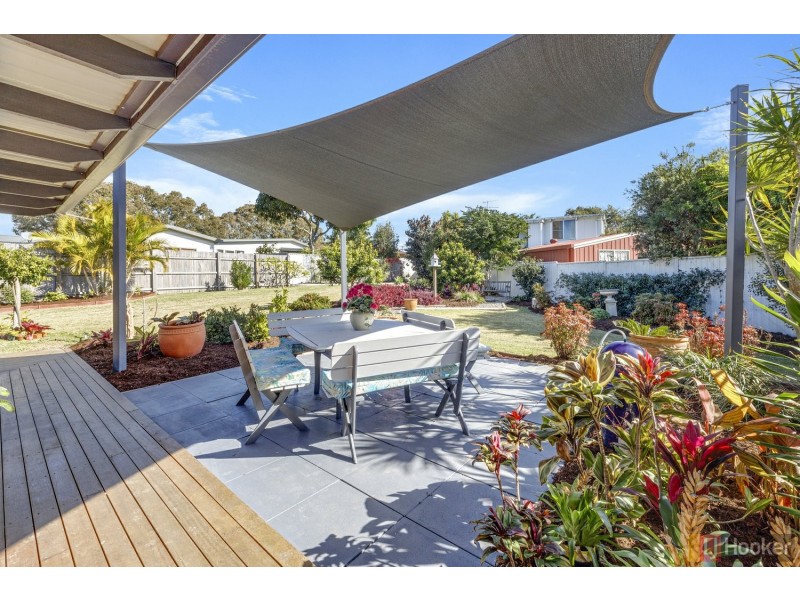 25 Athol Elliott Pl, South West Rocks NSW 2431