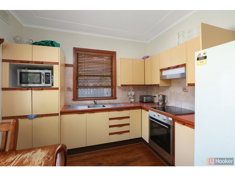 32 Broughton Street, West Kempsey NSW 2440