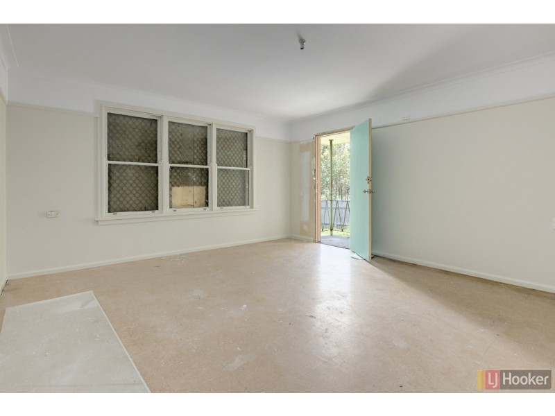 4 Reginald Ward Street, South Kempsey NSW 2440