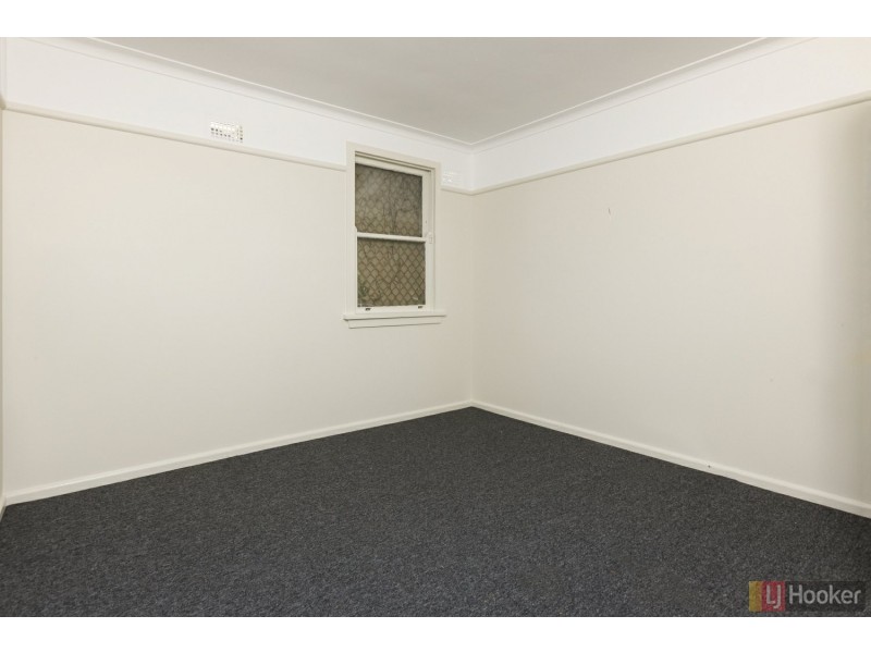 4 Reginald Ward Street, South Kempsey NSW 2440