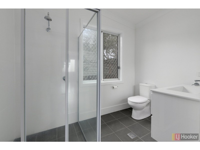 16 Elrington Avenue, West Kempsey NSW 2440