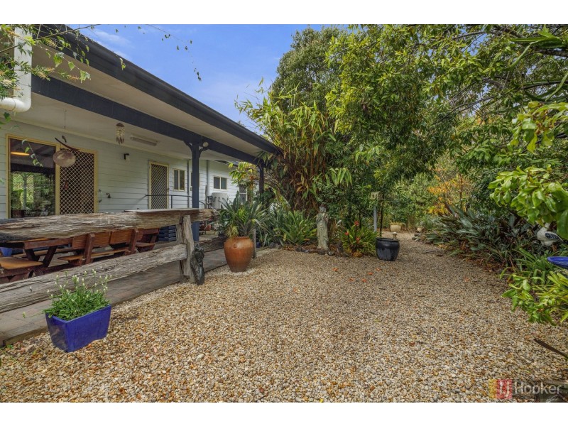 1493 Armidale Road, Corangula NSW 2440