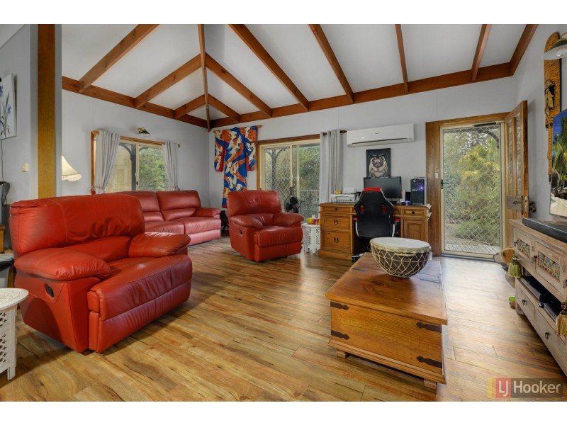 1493 Armidale Road, Corangula NSW 2440