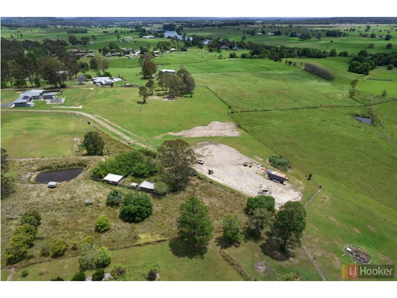 402 Gowings Hill Road, Dondingalong NSW 2440