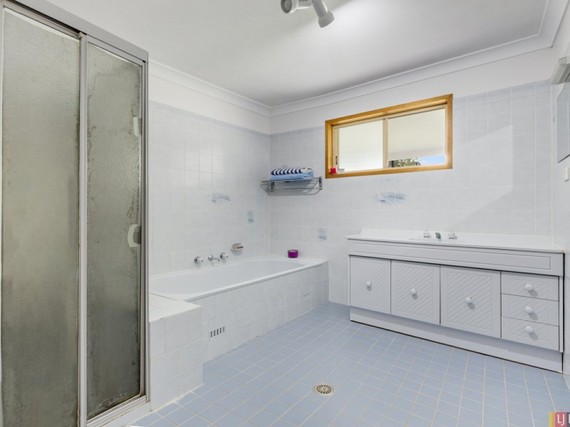 217 Spooners Avenue, Greenhill NSW 2440