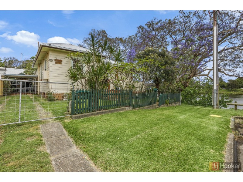 1 Ferry Street, East Kempsey NSW 2440