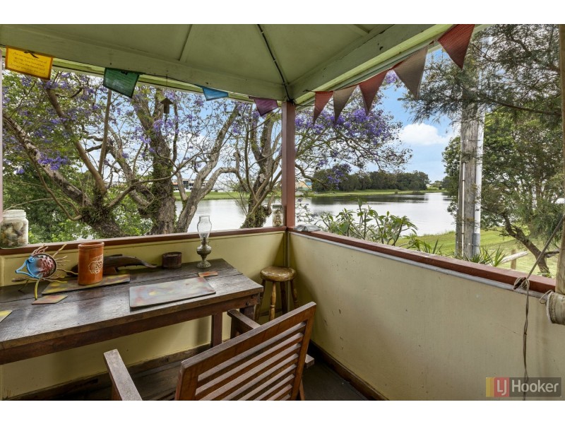 1 Ferry Street, East Kempsey NSW 2440