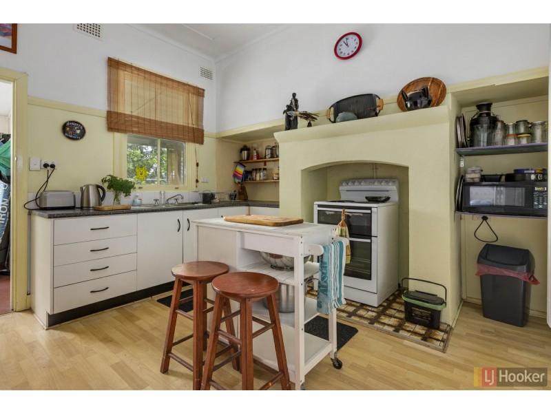 1 Ferry Street, East Kempsey NSW 2440