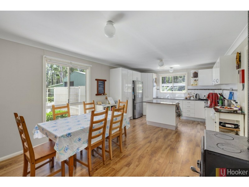 21 Brushbox Crescent, Yarravel NSW 2440