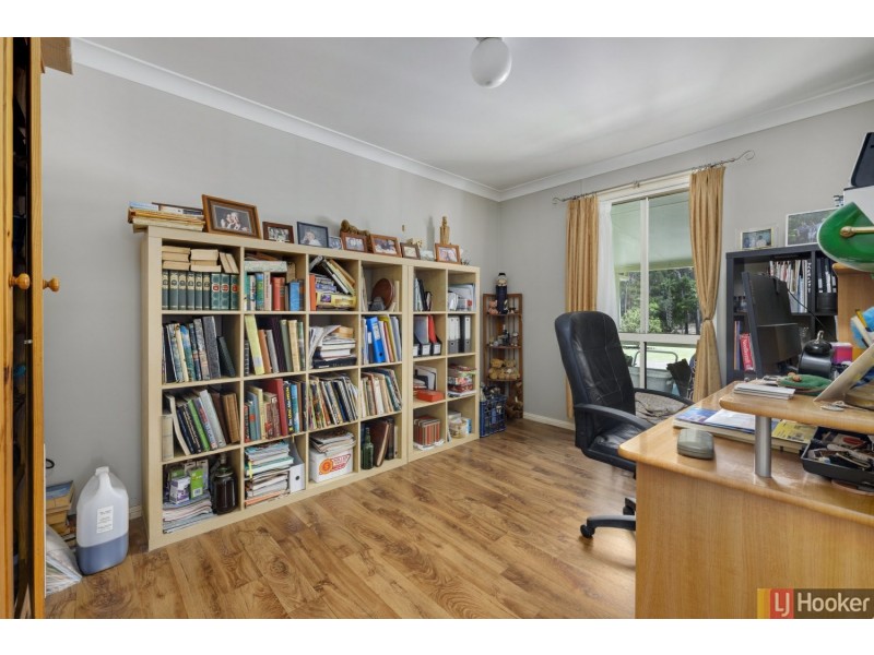 21 Brushbox Crescent, Yarravel NSW 2440