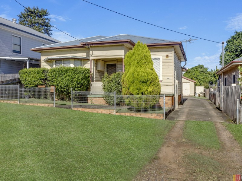 22 Cochrane Street, West Kempsey NSW 2440