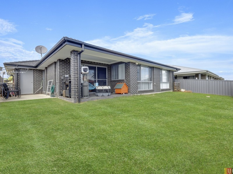 15 Prior Circuit, West Kempsey NSW 2440