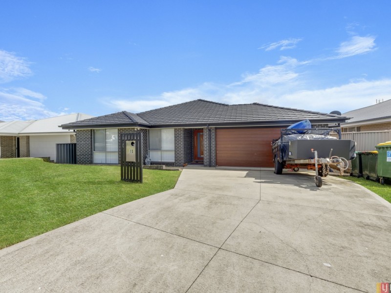 15 Prior Circuit, West Kempsey NSW 2440