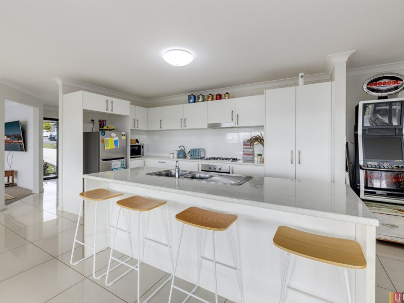 1 Prior Cct, West Kempsey NSW 2440