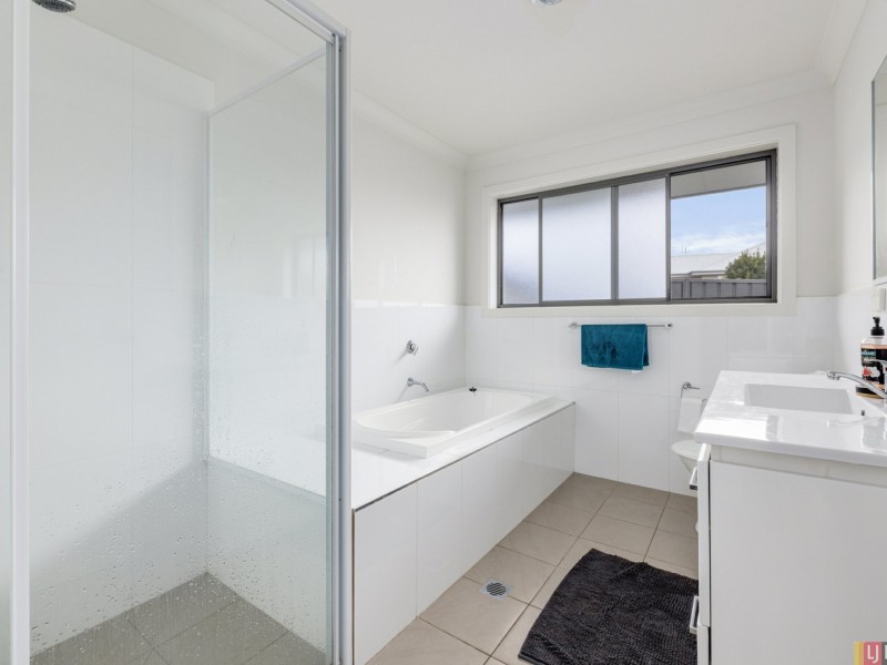 1 Prior Cct, West Kempsey NSW 2440