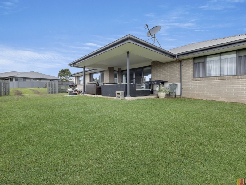 1 Prior Cct, West Kempsey NSW 2440