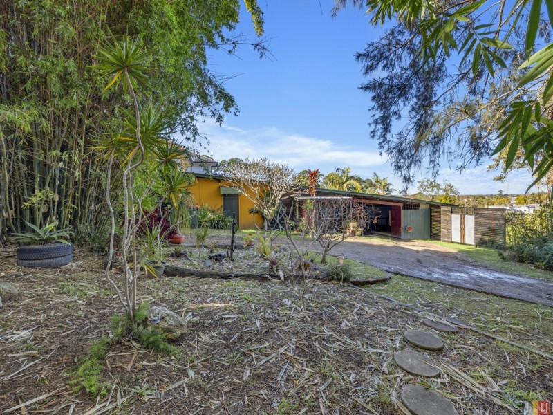11 Greenfields Ave, West Kempsey NSW 2440