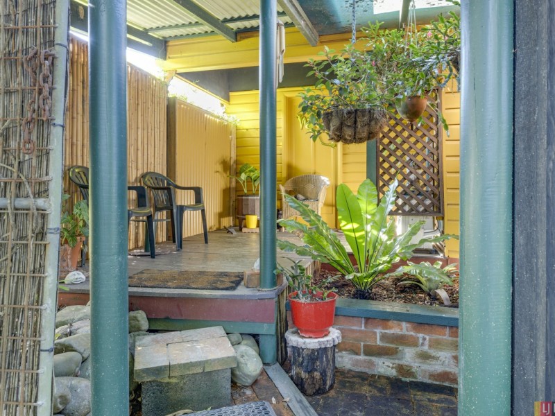 11 Greenfields Ave, West Kempsey NSW 2440