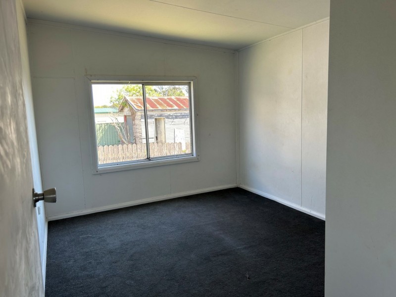 16 Middleton Street, South Kempsey NSW 2440