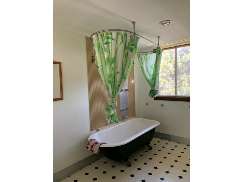 2 Herbourne Avenue, East Kempsey NSW 2440