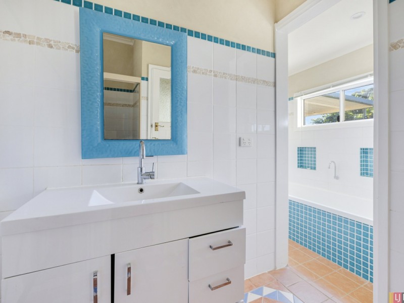 19 Albert Street, South Kempsey NSW 2440